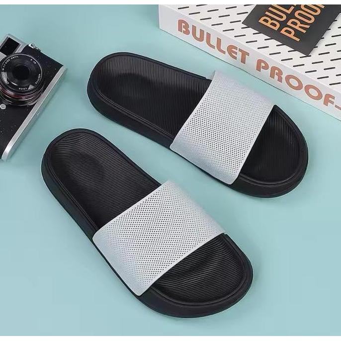 SANDAL KARET POLOS PRIA HITAM FULL PUTIH SLIPPERS POLOS SANDAL SLOP PRIA