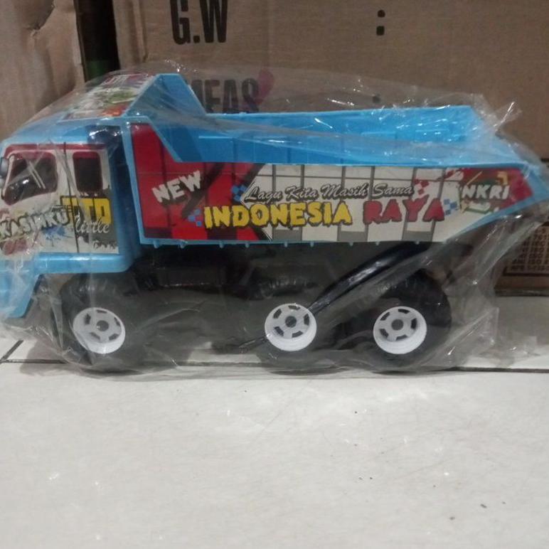 WAJIB PUNYA Mainan mobil truk bak pasir/truk oleng + stiker dan kata2 TTD NEW
