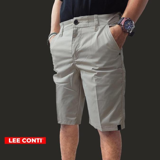 LEE CONTI Celana Pendek Pria Ban Kancing Katun Polos