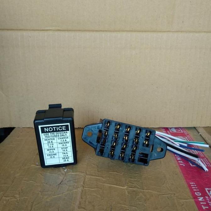 Box Sekering Mobil 12V 24V Universal  Fuse Box Holder . Rumah Sekring 8 Port Box Sekring Universal