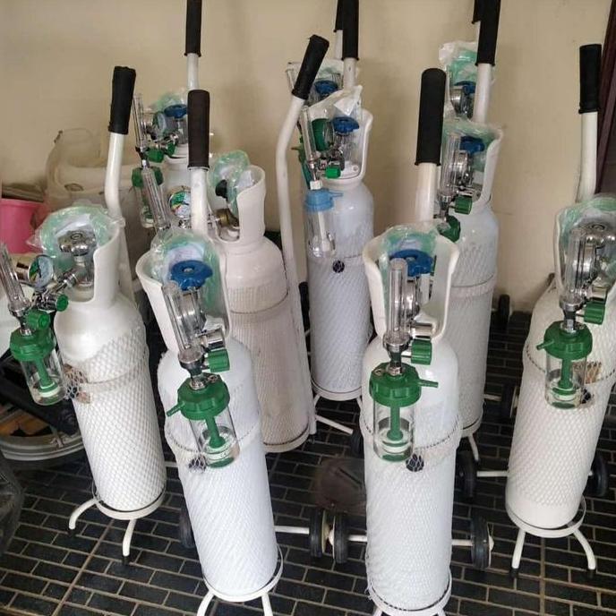 Tabung oksigen lengkap