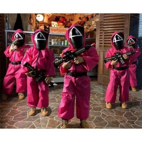 Bisa Cod - Kostum Baju Anak Squid Game Free Topeng Dan Tembakan Anak Mainan