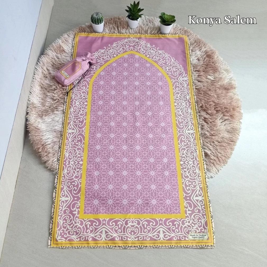 Hampers Cewek Kado Ulang Tahun Boneka Gurita Dan Mukena Travel Hadiah