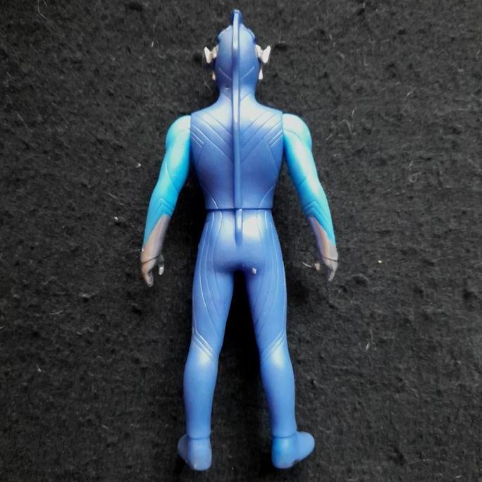 Bandai 14 Cm Ultra Hero Series Ultraman Geed Acro Smasher