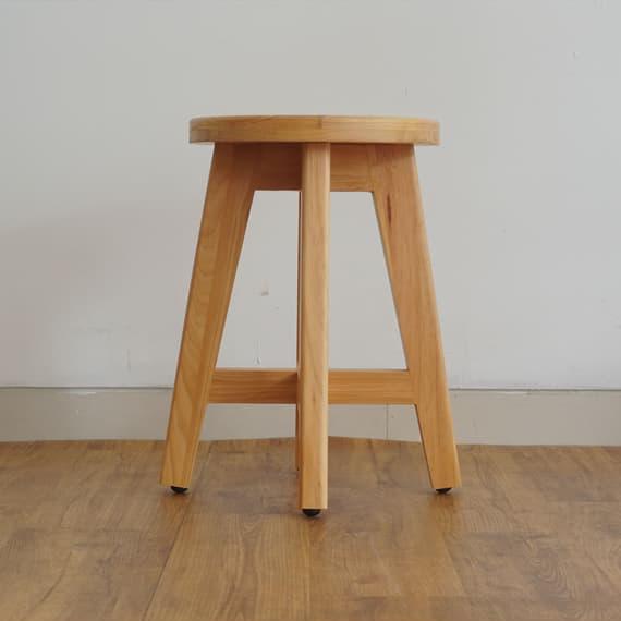 Harumi Stool / Kursi Bundar Uwitan
