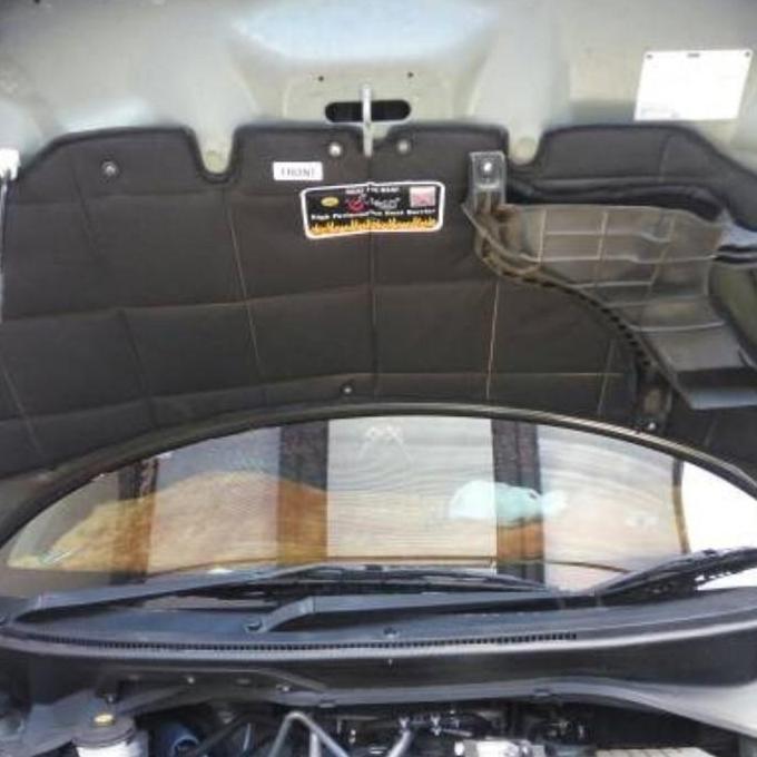 VTECH Peredam Panas dan Suara kap Mesin Honda Mobilio RS 2018