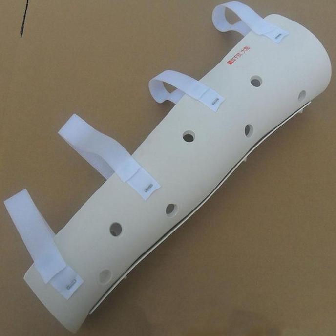 HAMDORA Penyangga Lutut Adjustable Gips Kaki Patah Polimer Breathable Untuk Rehabilitasi Pasca Opera