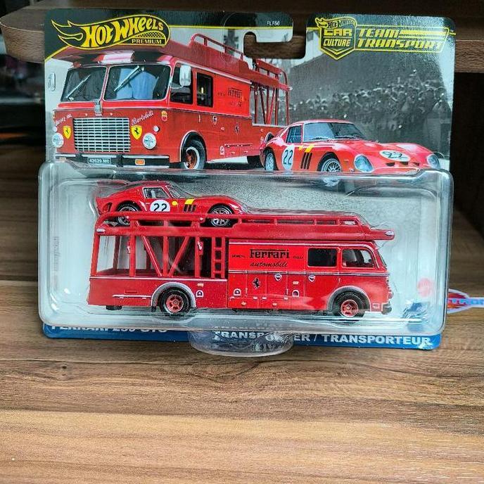 BARU Hot Wheels team transport Ferrari 250 gto