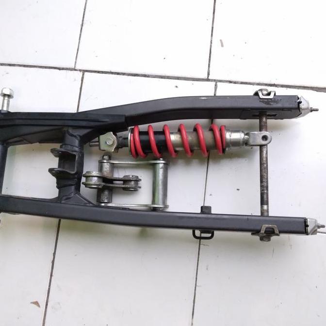 swing arm cbr 150r facelift K45g