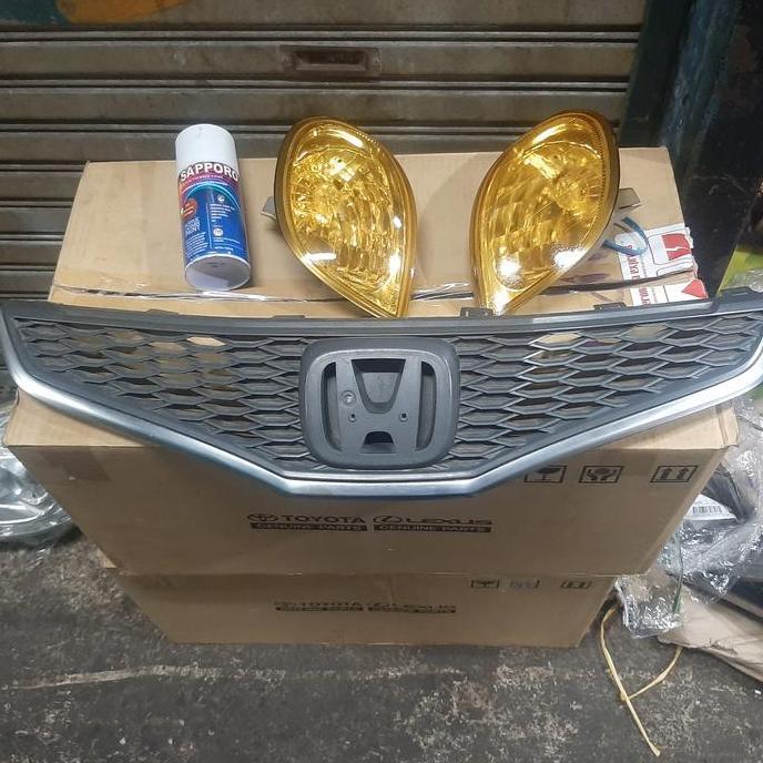 grill honda jazz ge8 2010