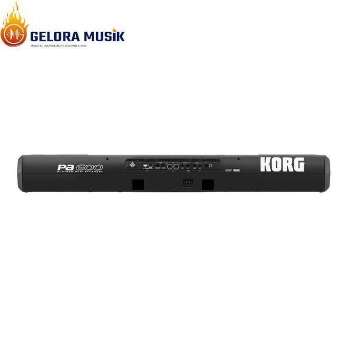 Keyboard Korg PA600
