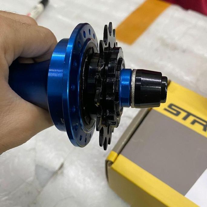 Ready Strummer HBR-150R BMX Race Hub with 16T Cog HUB-00153BK Rear - STRUMMER BMX Race Hub Alloy Bea