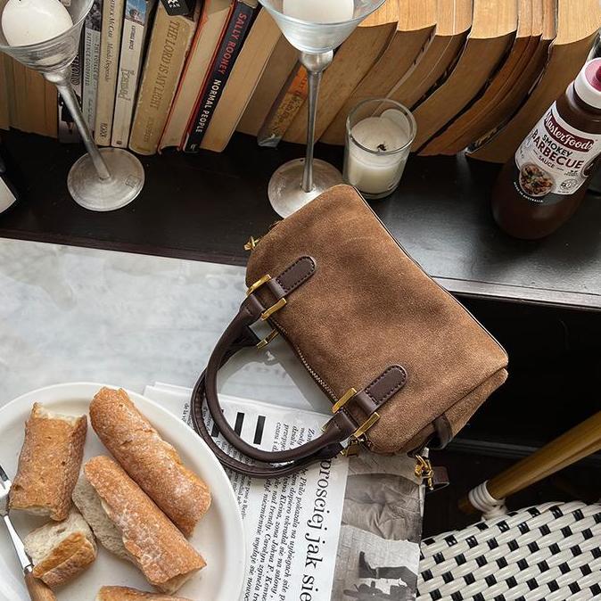 GC 8620 Tas Selempang Kulit Wanita Tas Cewek Retro Sling Bag murah