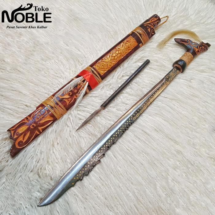 Mandau Dayak Kaliamantan