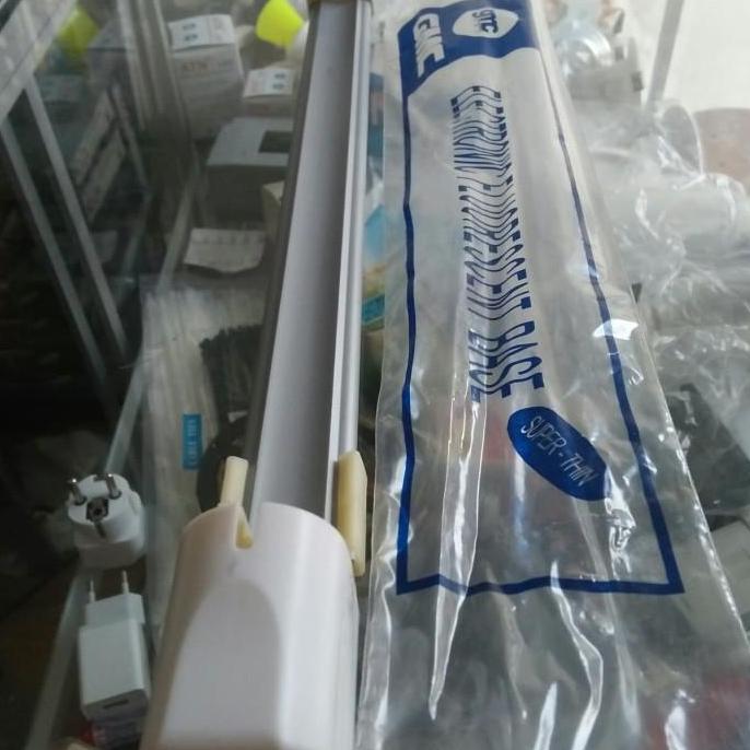 Kap Lampu Neon / Balak TL Elektrik 10 Watt