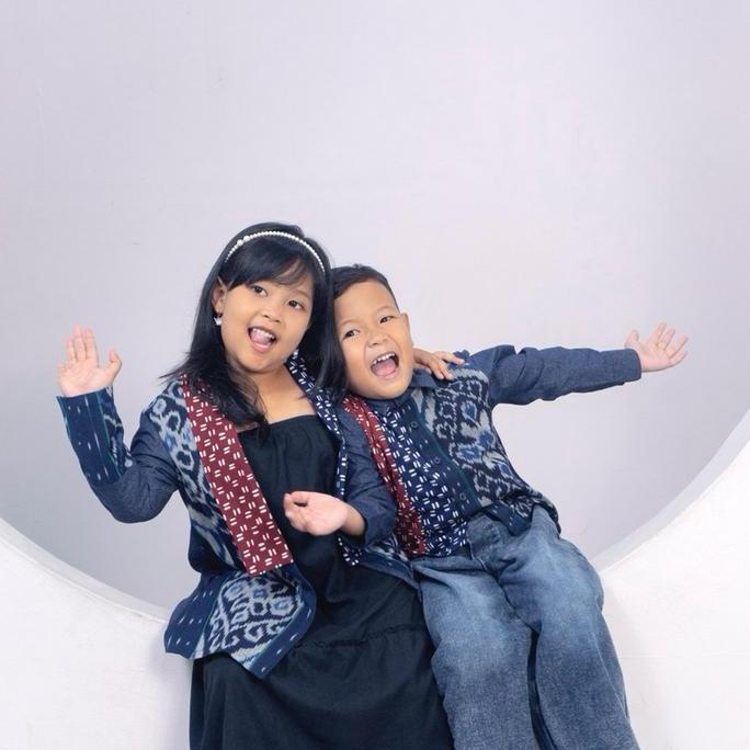 Outer Batik Tenun Wanita / Outer Batik Tenun Kantor Aruna PT