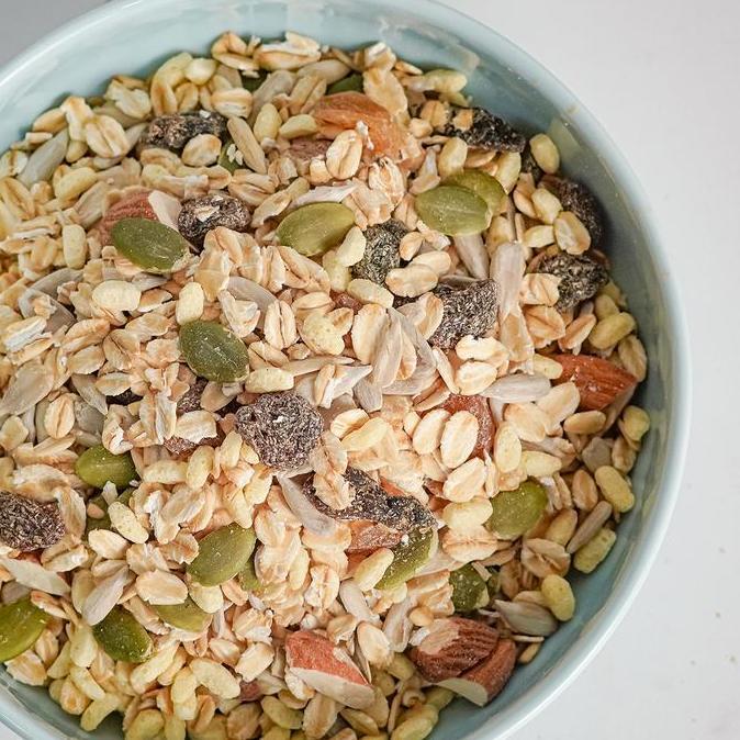 Glow- Muesli Safiya 1 Kg Safiya Sereal Sarapan Muesli Original