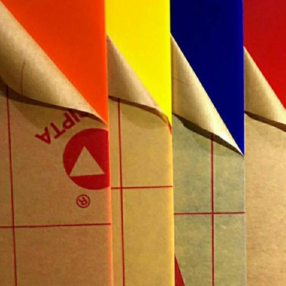 Acrylic Lembaran Akrilik/ Warna 3Mm/Akrilik Warna Ukuran 92X45Cm/Solid/Transparan/Glossy/Mika