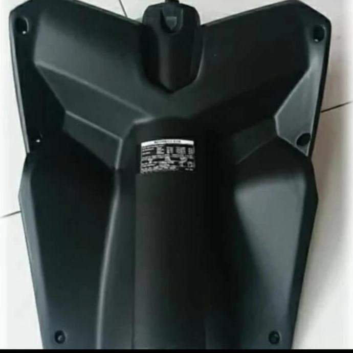 LEGSHIELD TENGAH BAWAH DASBOR VARIO TECHNO 110 CBS KARBURATOR 2011