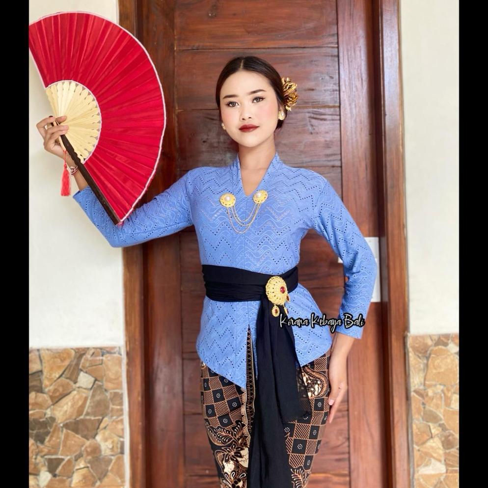 CALVIERACATALOG KEBAYA BALI IVORY STRAIT KARTINI LENGAN PANJANG BERKUALITAS