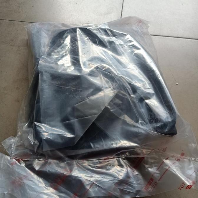 Karpet Lumpur/ Mudguard/ Karpet Roda/ Innova Lama Original