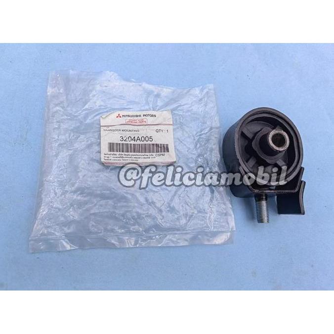 Transfer Mounting Triton Pajero Sport 3204A005