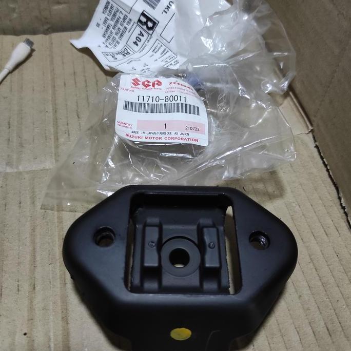 Engine Mounting Belakang Katana Original Suzuki