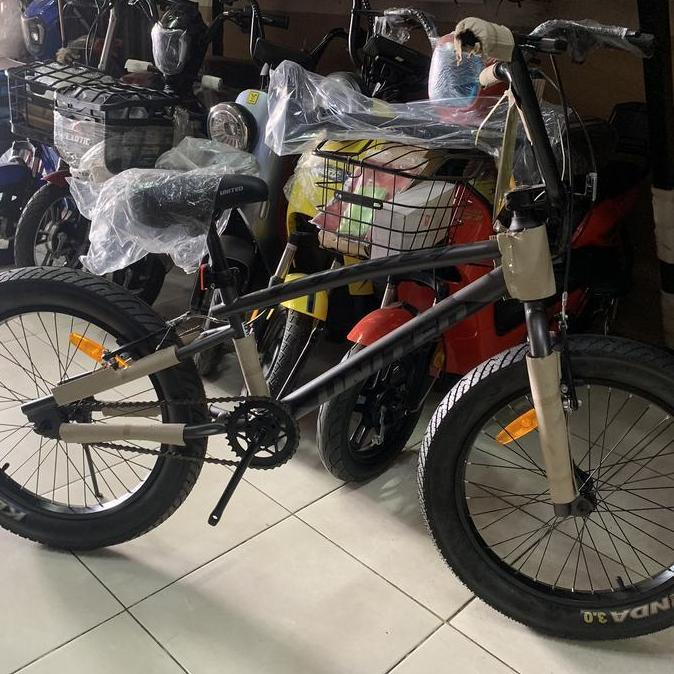 Sepeda BMX 20 United Dbased 7 Tahun Sampai Dewasa