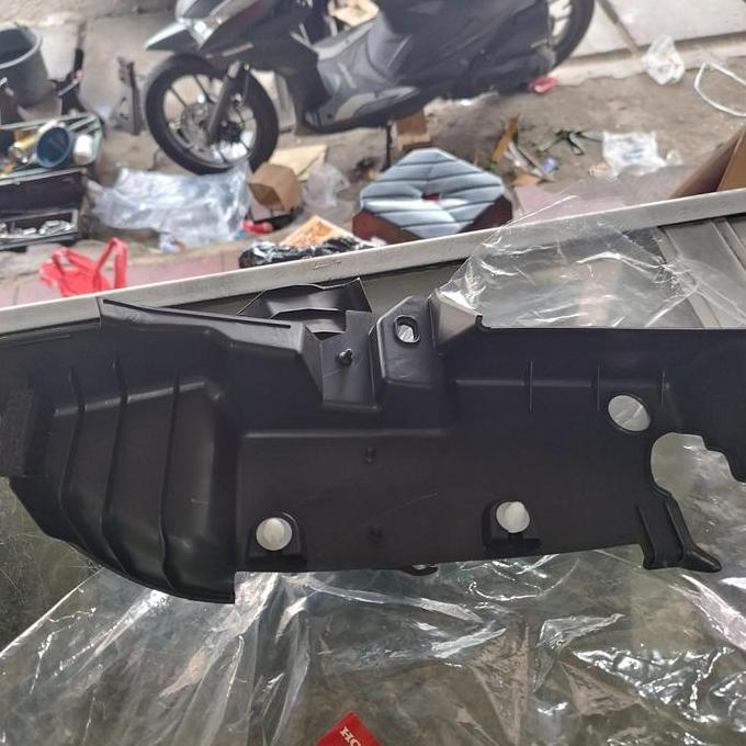 Ready Garnish Fender Tutup Depan Atas Kap Mesin Dekat Cowel Panggangan Sate Honda CRV RM Gen 4 2012 