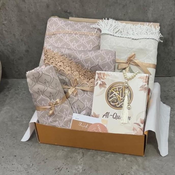 Serah Studio - Paket Mukena Seserahan Mahar Pernikahan Mewah Mukena Maxmara Silk