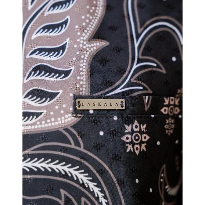 Laskala Batik Premium Surya Kemeja Batik Pria Slimfit Lengan Panjang murah