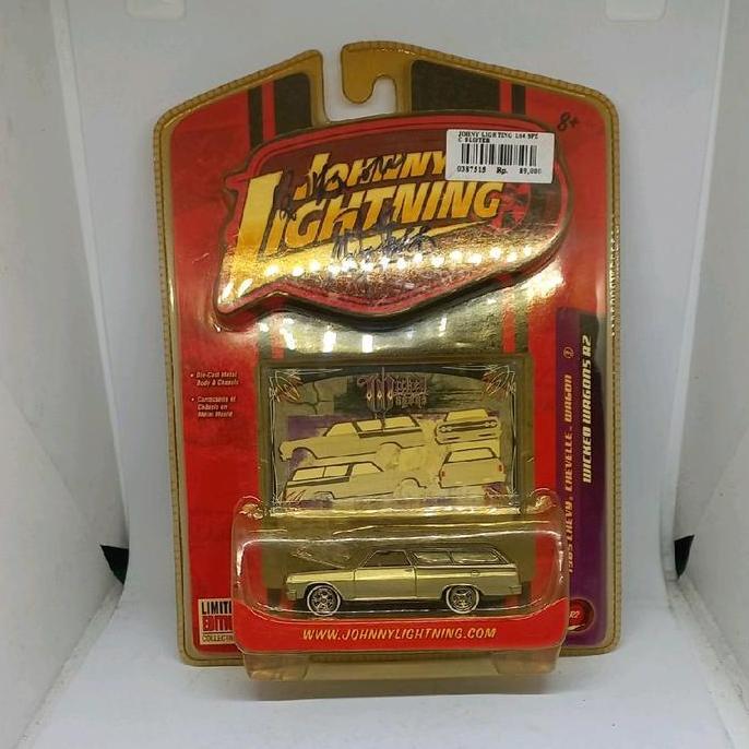 johnny lightning 65 chevy chevelle wagon wicked wagons r2 diecast 1/64 (s)