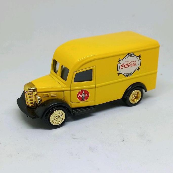 lledo days gone coca cola 1950 bedford 30cwt delivery van loose diecast (s)