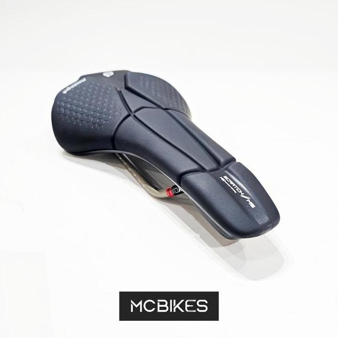 Saddle Sepeda Prologo Scratch M5 - Black