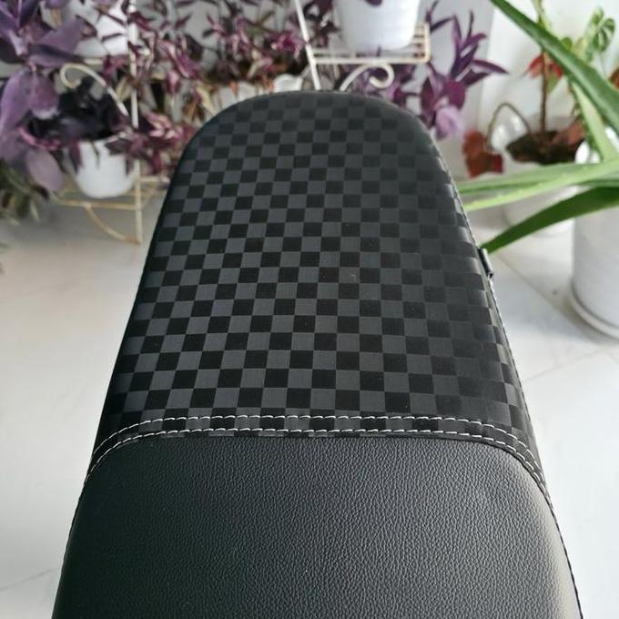 Variasi kulit jok motor Honda motif catur 3d jahitan setik 2  kulit jeruk dan Amplas led vario old v