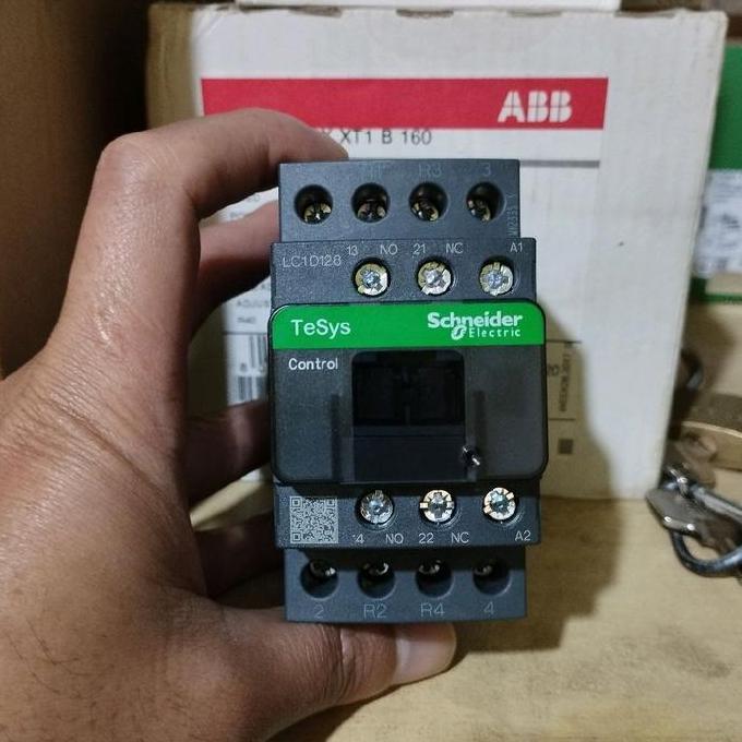 Kontaktor Schneider 4P 2No-2Nc 25A Lc1D128B7 24V Lc1D128D7 42V Lc1D128E7 48V Lc1D128F7 Lc1D128Q7 380