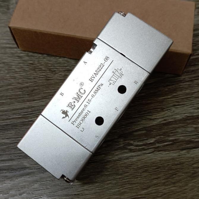 Air Operated Valve / Pilot Valve / Master Valve 5/2 1/4 Emc Rva5222-08 Terbaik