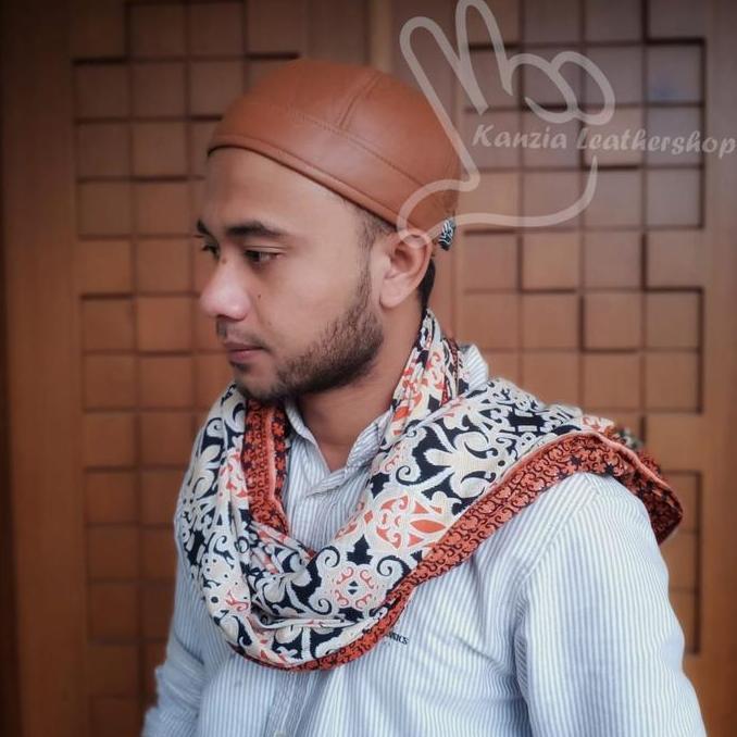 Kanzia Leathershop Peci Kulit Topi kulit Model Peci Muslim Kain Nyaman