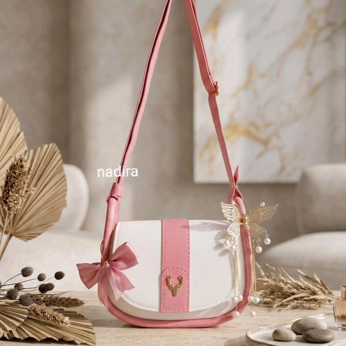 Wina Tas Selempang Wanita Shoulder Bag Versatile & Praktis Dengan Desain Menarik Cocok Untuk Berbaga