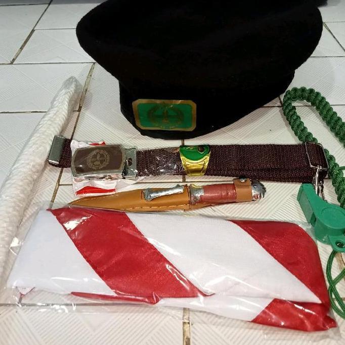 alat pramuka komplit sd cowok/cewek