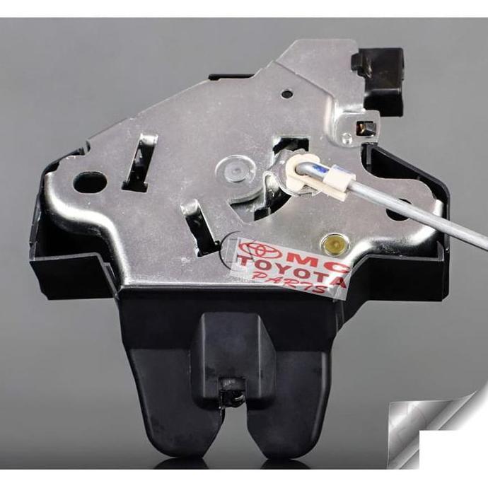 Kunci Pintu Bagasi / Lock Assy Back Door New Vios Limo Gen 2  2007-2014 64610-0D030