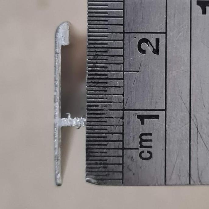 Lansungkirim- Rel Aluminium Etalase H U M