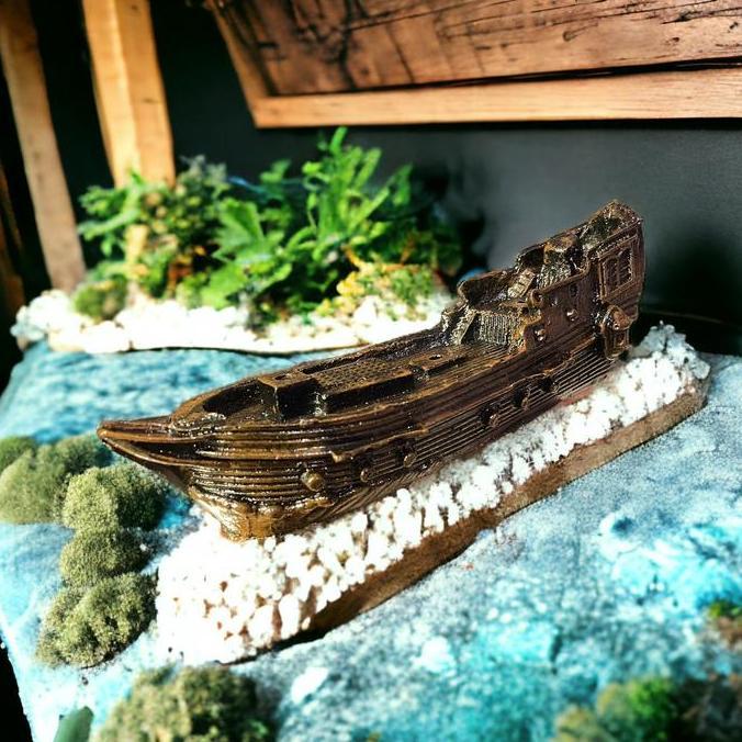 Hobiikan- Hiasan Aquarium Kapal Karam Bajak Laut Tenggelam