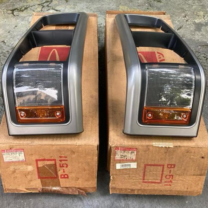 Garnish Grill Grille Cover Frame Ring Lampu Depan Set Kanan Kiri Zebra Van Jumbo Trooper S89 1.3 130
