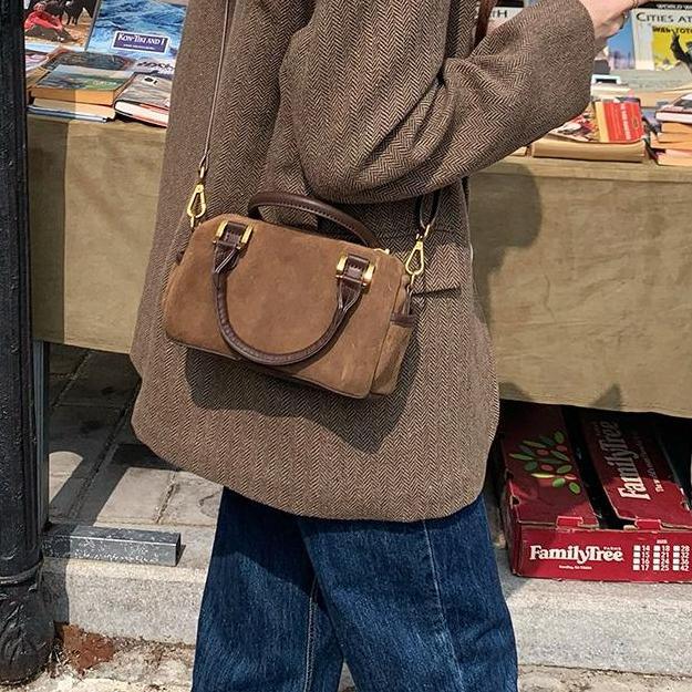 GC 8620 Tas Selempang Kulit Wanita Tas Cewek Retro Sling Bag