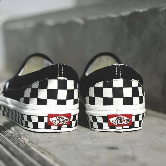 Slip On Pria Sepatu Vans Slip-On Nextor Checkerboard - Black White Original Bnibwt