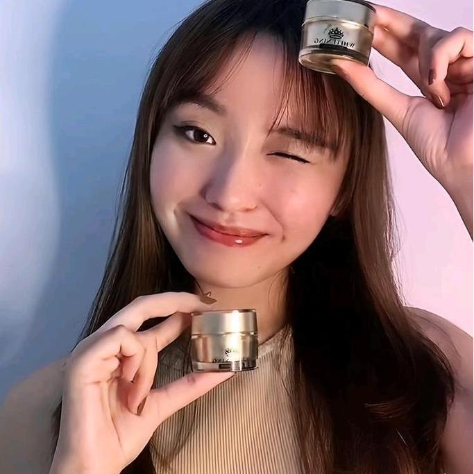 Youme- Day Cream Whitening Liposom Beauty Glow Farma Skincare Memutihkan Jah Hitam Bekasnya Pelembab
