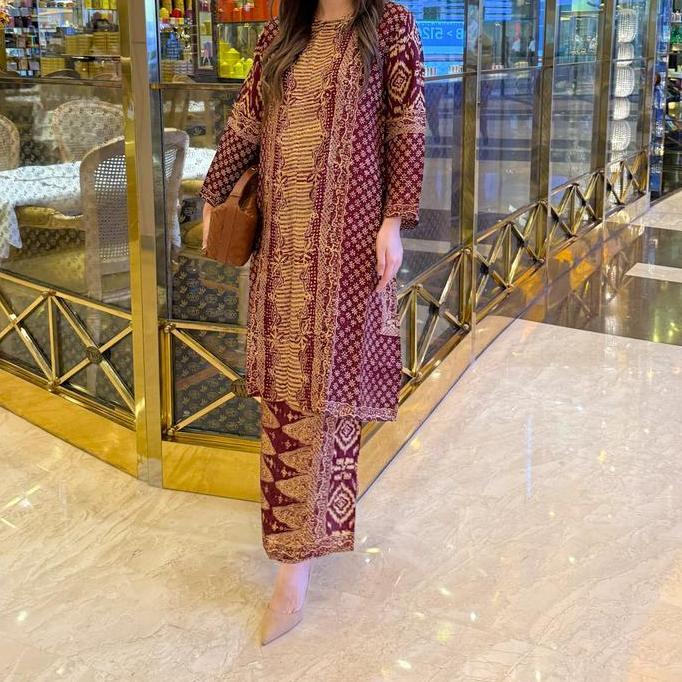 Lausboutique-Iskandar Set-Seri Kampa-Setelan Batik Wanita Formal