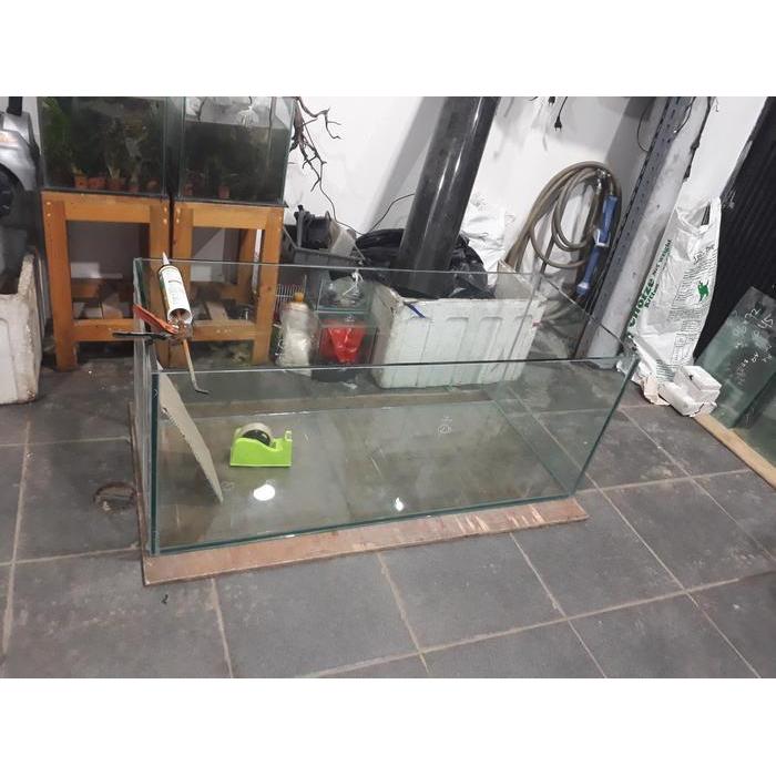 AQUARIUM KACA 12MM 120CM DENGAN LEMARI