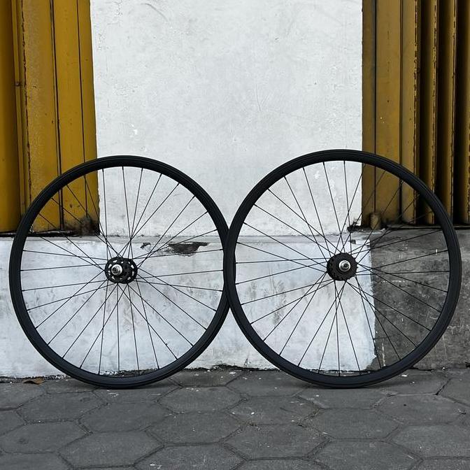WHEELSET FIXIE DOLTRAP VUELTA HITAM 3CM ORIGINAL FIXED GEAR RODA 700C ALLOY DOUBLE WALL INCLUDE COG 